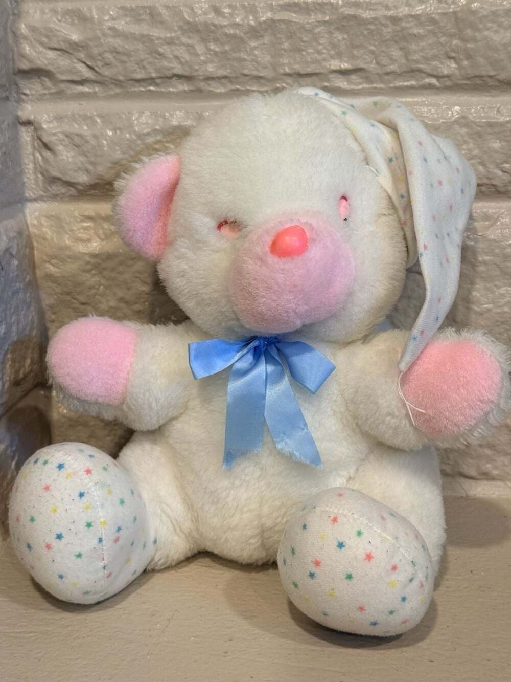 America's Sweethearts White Teddy Bear with Pink Accents and Star Pajama Cap